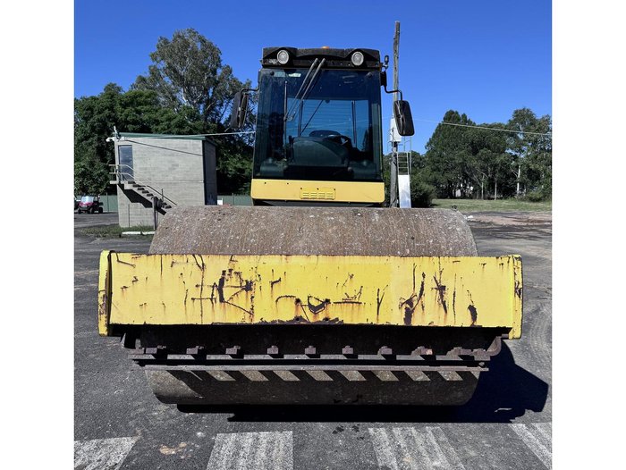 2014 BOMAG Bw211d4