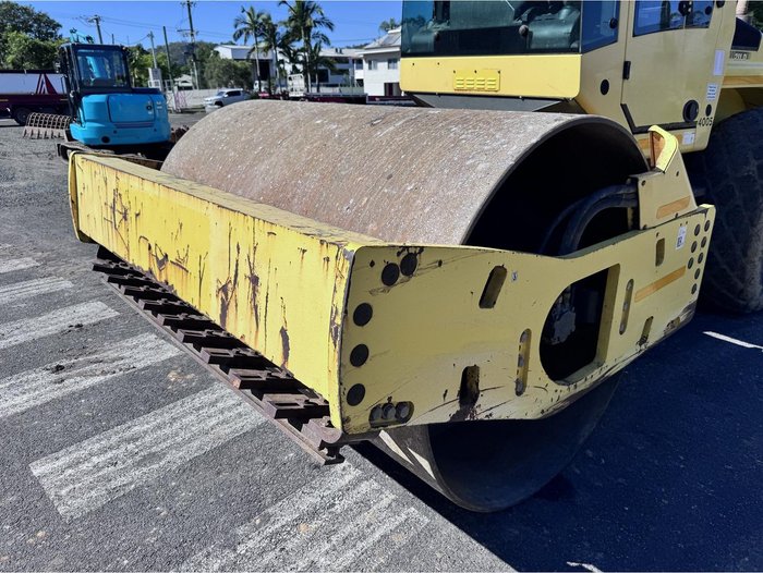 2014 BOMAG Bw211d4