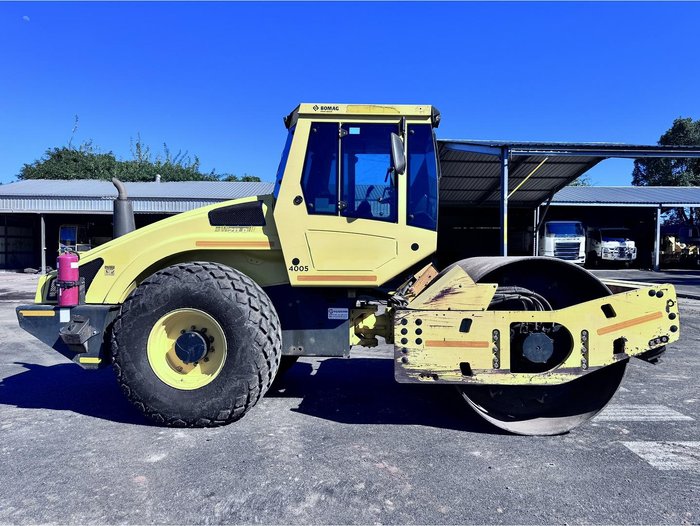 2014 BOMAG Bw211d4