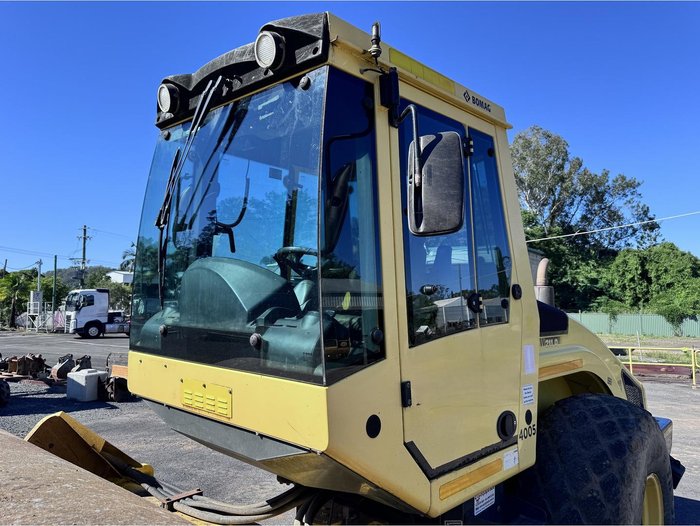 2014 BOMAG Bw211d4