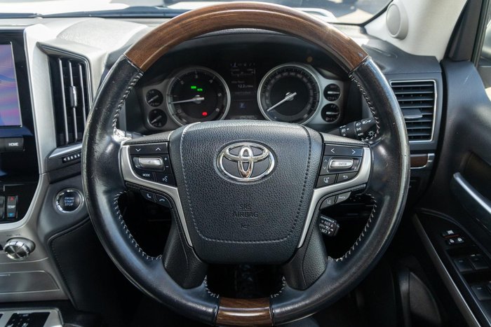 2020 Toyota Landcruiser Sahara
