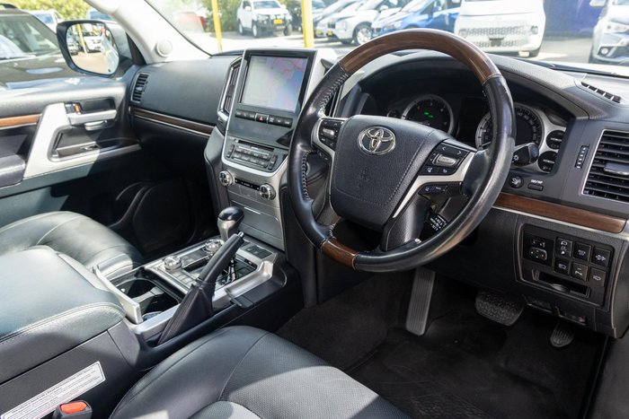 2020 Toyota Landcruiser Sahara
