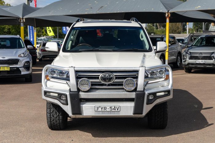 2020 Toyota Landcruiser Sahara VDJ200R 4X4 Dual Range