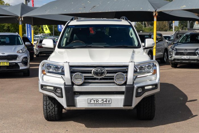 2020 Toyota Landcruiser Sahara VDJ200R 4X4 Dual Range