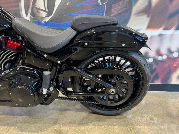 2025 Harley-Davidson Breakout 117 (FXBR) Softail Black