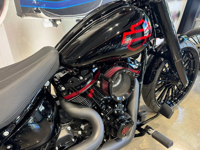 2025 Harley-Davidson Breakout 117 (FXBR) Softail Black