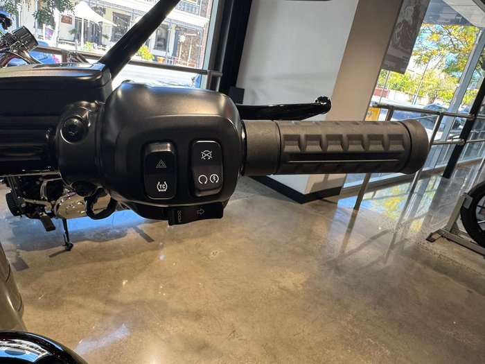 2025 Harley-Davidson Breakout 117 (FXBR) Softail Black