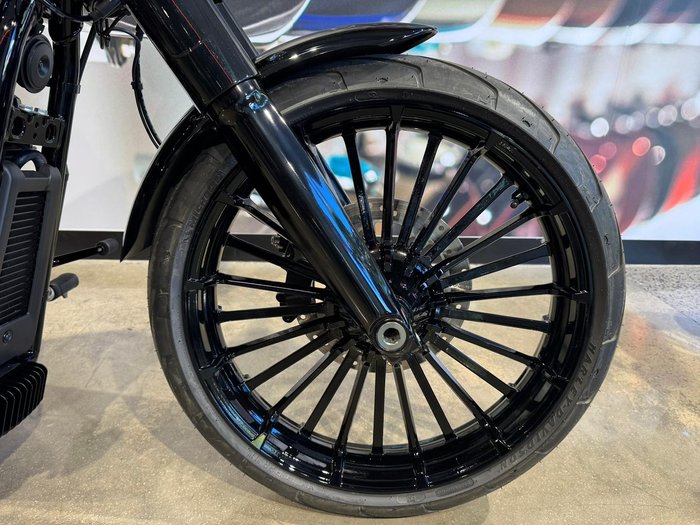 2025 Harley-Davidson Breakout 117 (FXBR) Softail Black