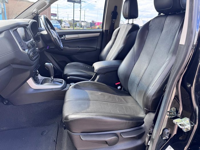 2017 Holden Trailblazer LTZ RG MY17 4X4 Dual Range Mineral Black