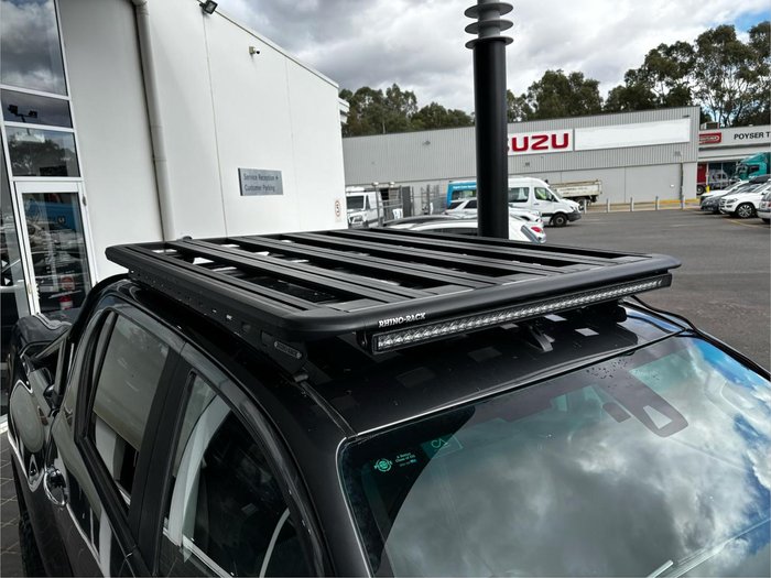 2020 Toyota Hilux SR5