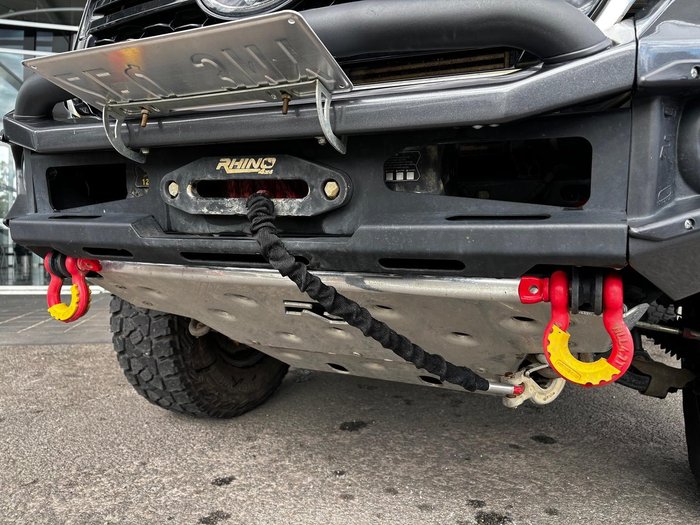 2020 Toyota Hilux SR5