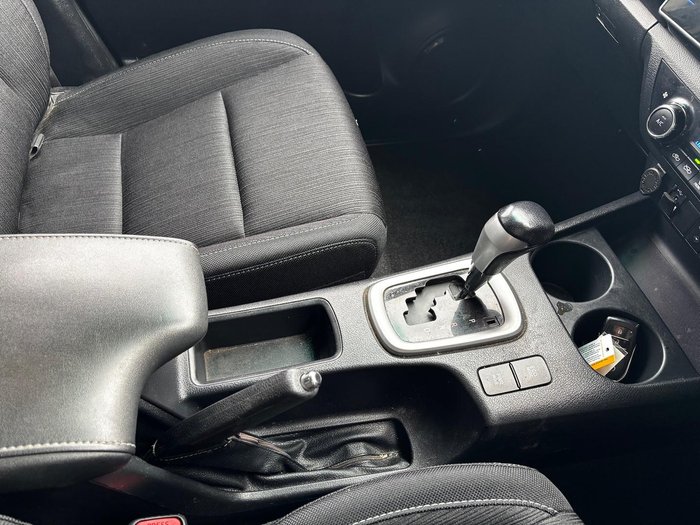 2020 Toyota Hilux SR5