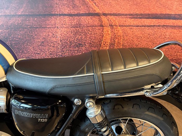 2019 Triumph Bonneville T120 Bonneville White