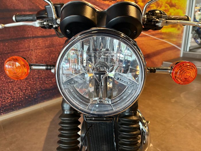 2019 Triumph Bonneville T120 Bonneville White