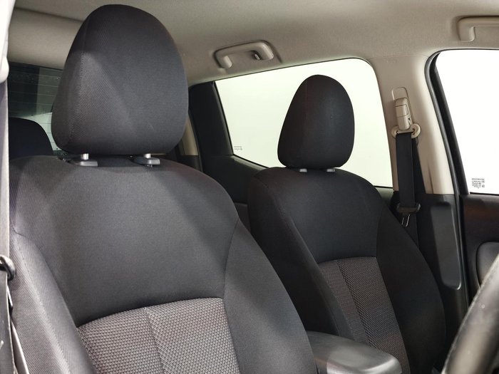 2016 Mitsubishi Triton GLS