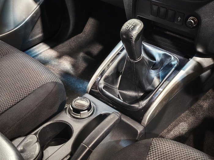 2016 Mitsubishi Triton GLS