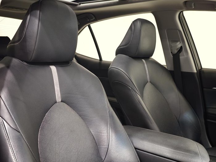 2018 Toyota Camry SX