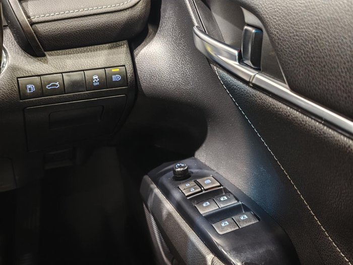 2018 Toyota Camry SX