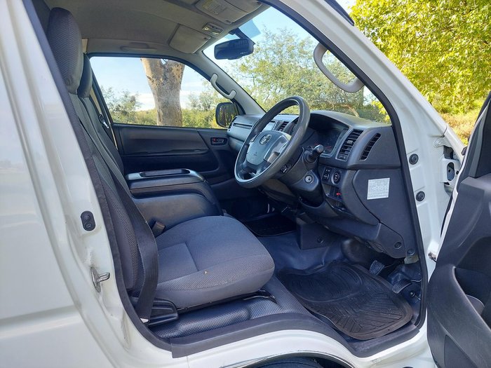 2016 Toyota Hiace