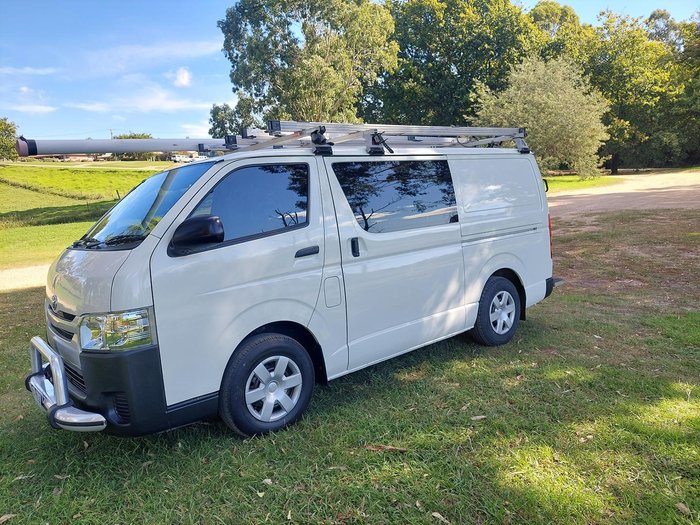 2016 Toyota Hiace