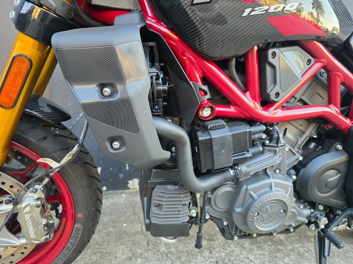 2024 Indian FTR R 1200 CARBON CARBON FIBER