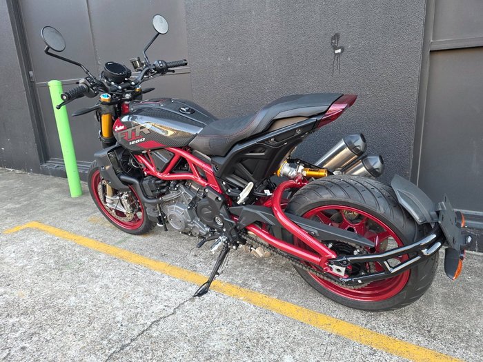 2024 Indian FTR R 1200 CARBON CARBON FIBER