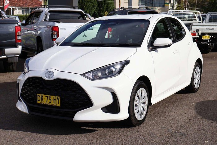 2024 Toyota Yaris Ascent Sport