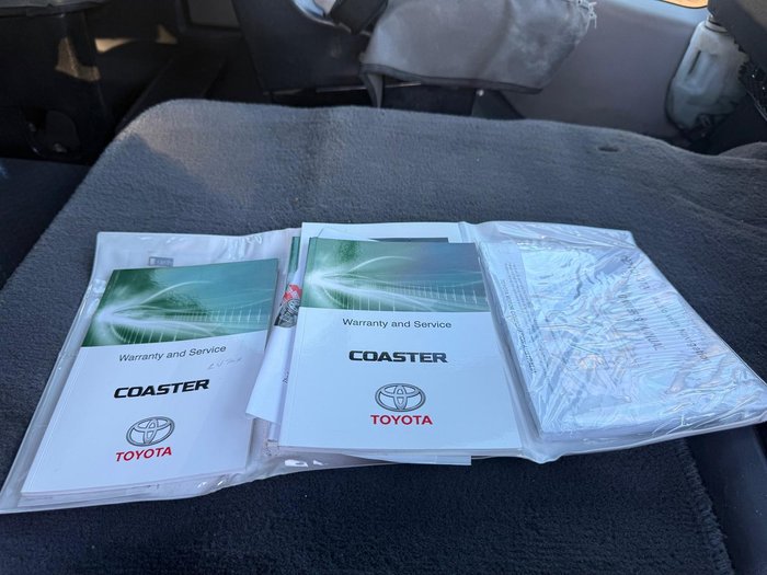 2018 Toyota Coaster WHITE