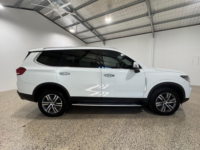 2022 LDV D90 Executive