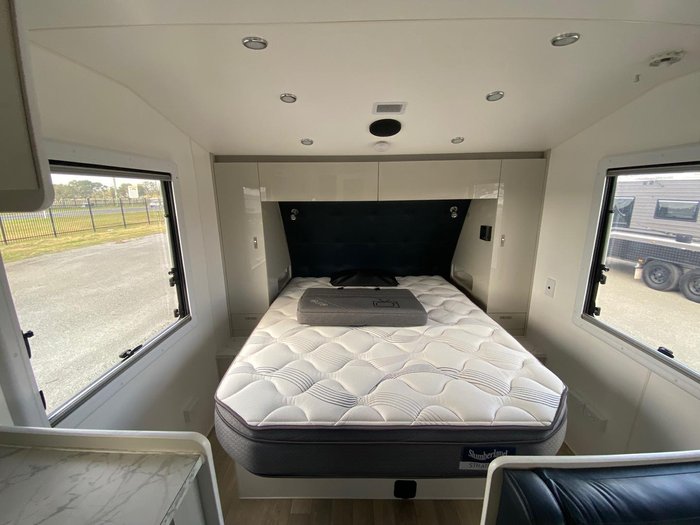 2019 Lotus Caravans 21'6 Trooper