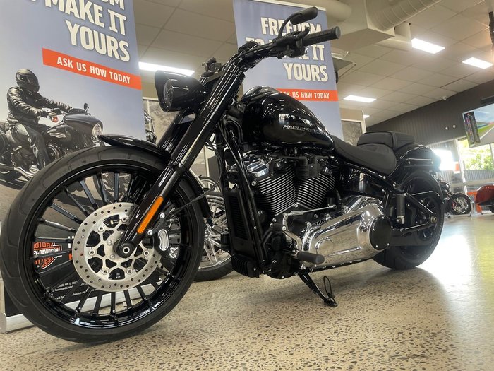 2025 Harley-Davidson Breakout 117 (FXBR) Softail Black