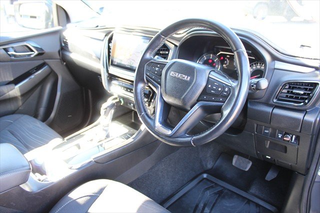 2022 Isuzu MU-X LS-U