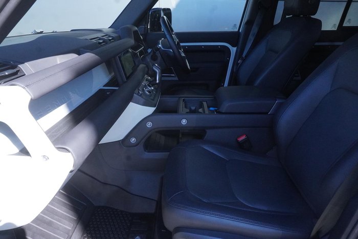 2023 Land Rover Defender