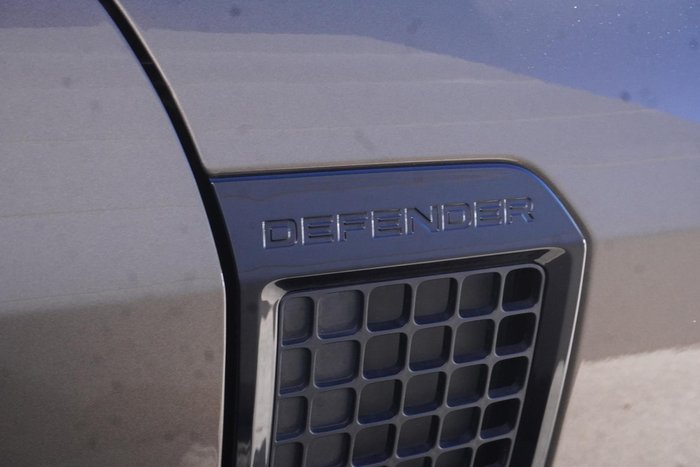 2021 Land Rover Defender 110 P400 X-Dynamic HSE