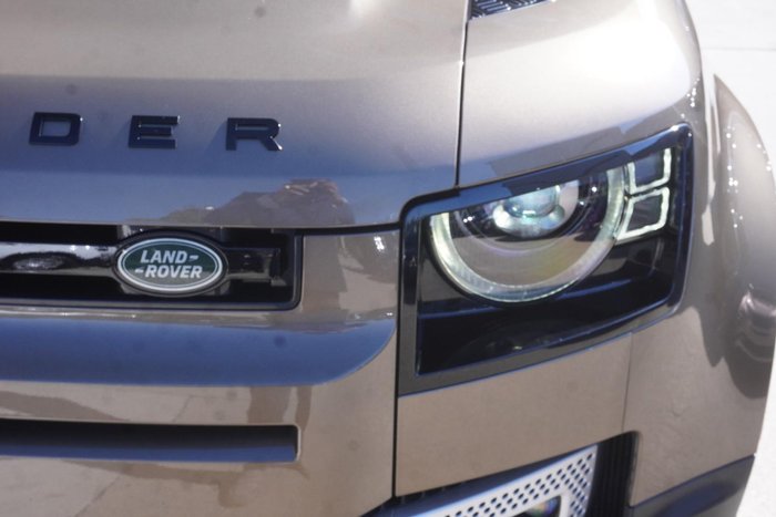 2021 Land Rover Defender 110 P400 X-Dynamic HSE