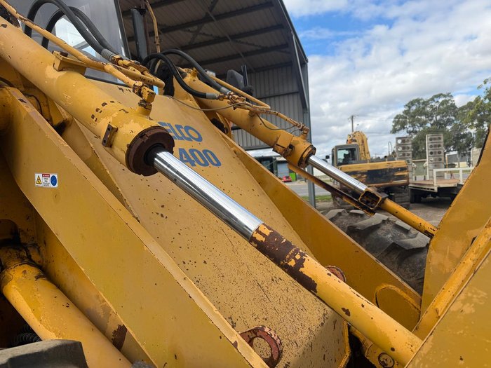 1986 Kobelco Lk400