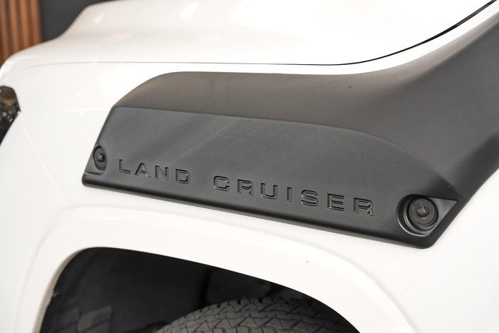 2025 Toyota Landcruiser GX