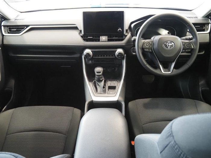 2025 Toyota RAV4 GX