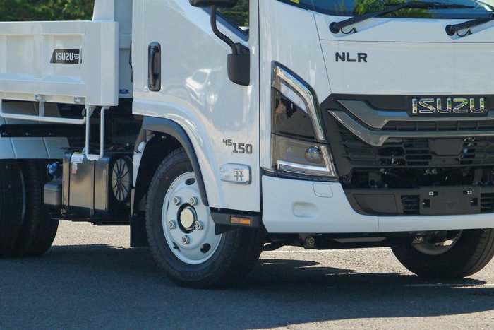 2025 Isuzu N Series NLR 45-150 DT D25