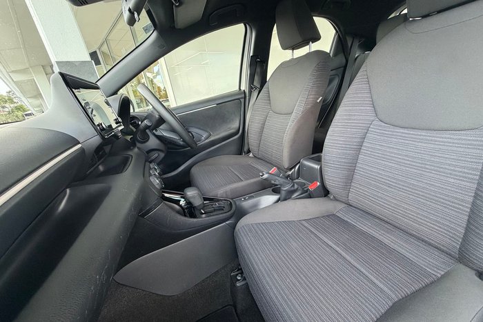 2022 Toyota Yaris Ascent Sport