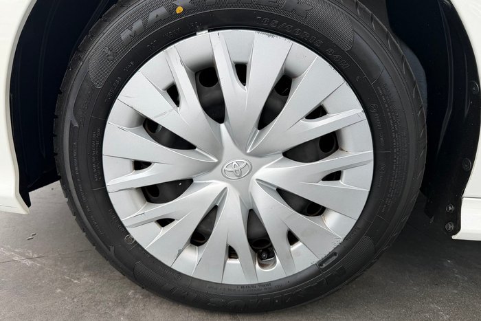 2022 Toyota Yaris Ascent Sport