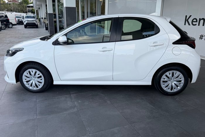 2022 Toyota Yaris Ascent Sport
