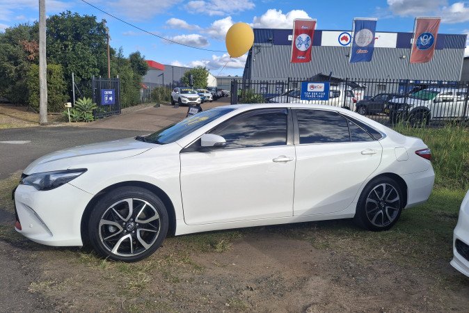 2017 TOYOTA CAMRY ATARA SX