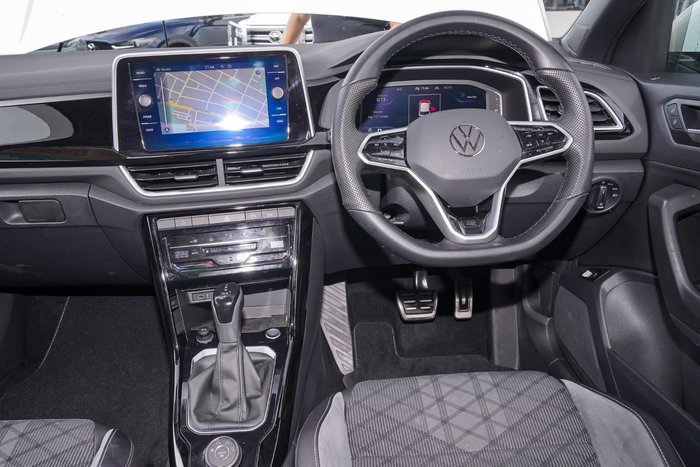 2022 Volkswagen T-Roc 140TSI R-Line