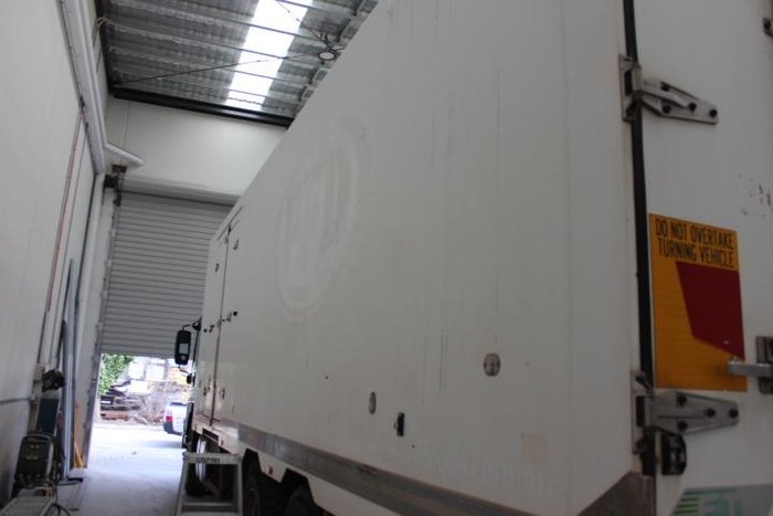 2015 FTE FREEZER BODY 12 PALLET WHITE