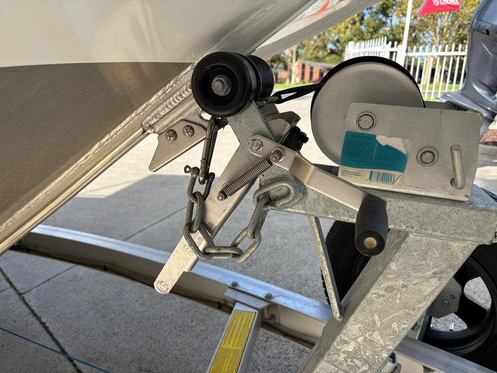 2022 QUINTREX 450 Hornet Pro