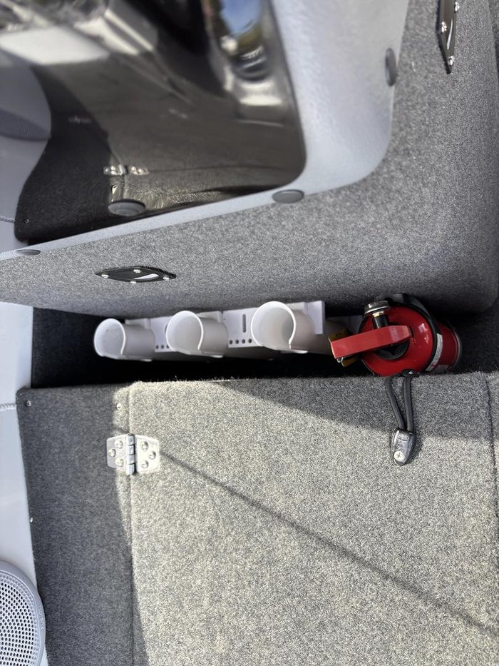 2022 QUINTREX 450 Hornet Pro