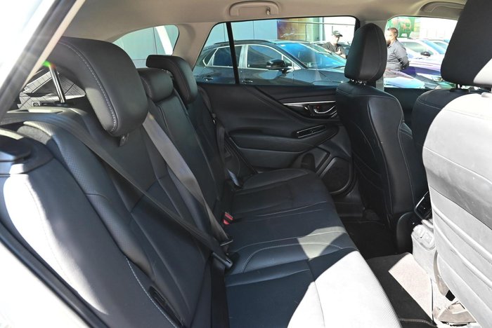 2022 Subaru Outback AWD Touring