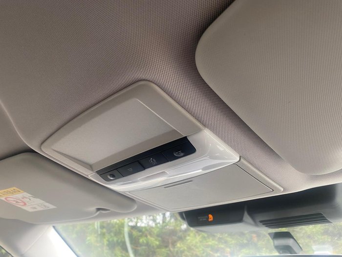 2023 Mitsubishi Outlander ES