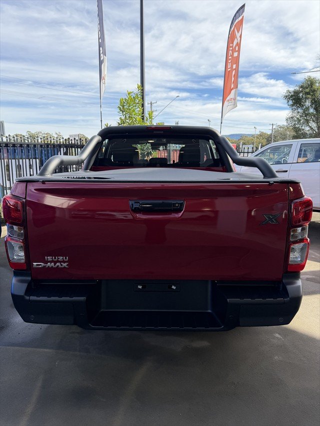 2025 Isuzu D-MAX X-RIDER